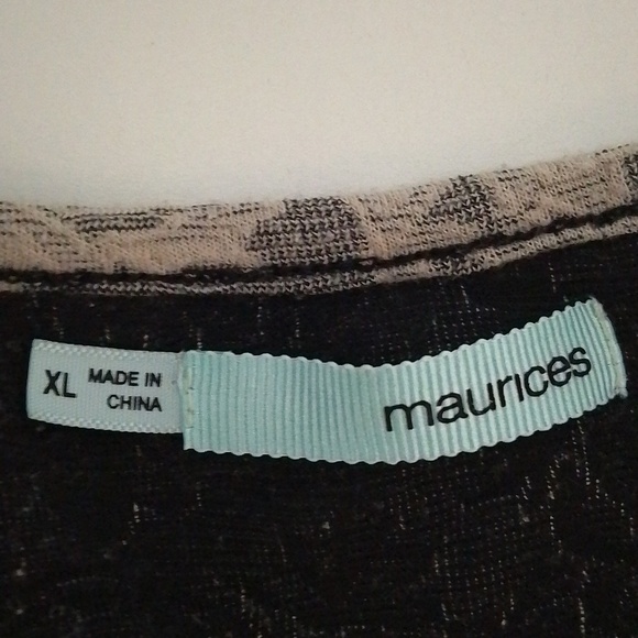 maurices women creme  lace on black peplum top. Size XL cute for spring - Picture 2 of 6